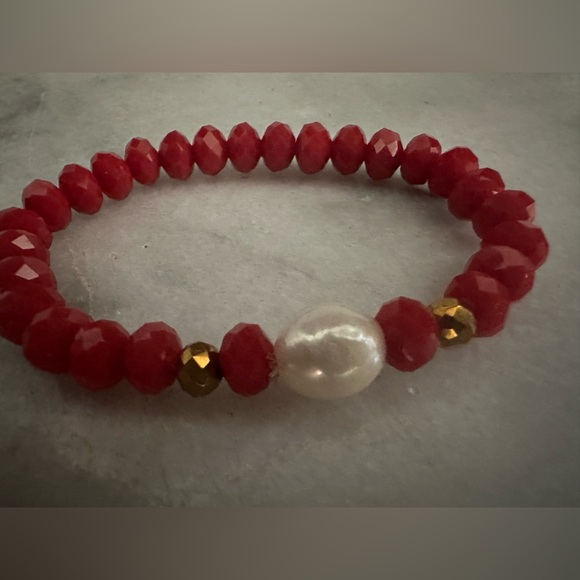 Red Bracelet - Picture 6 of 6